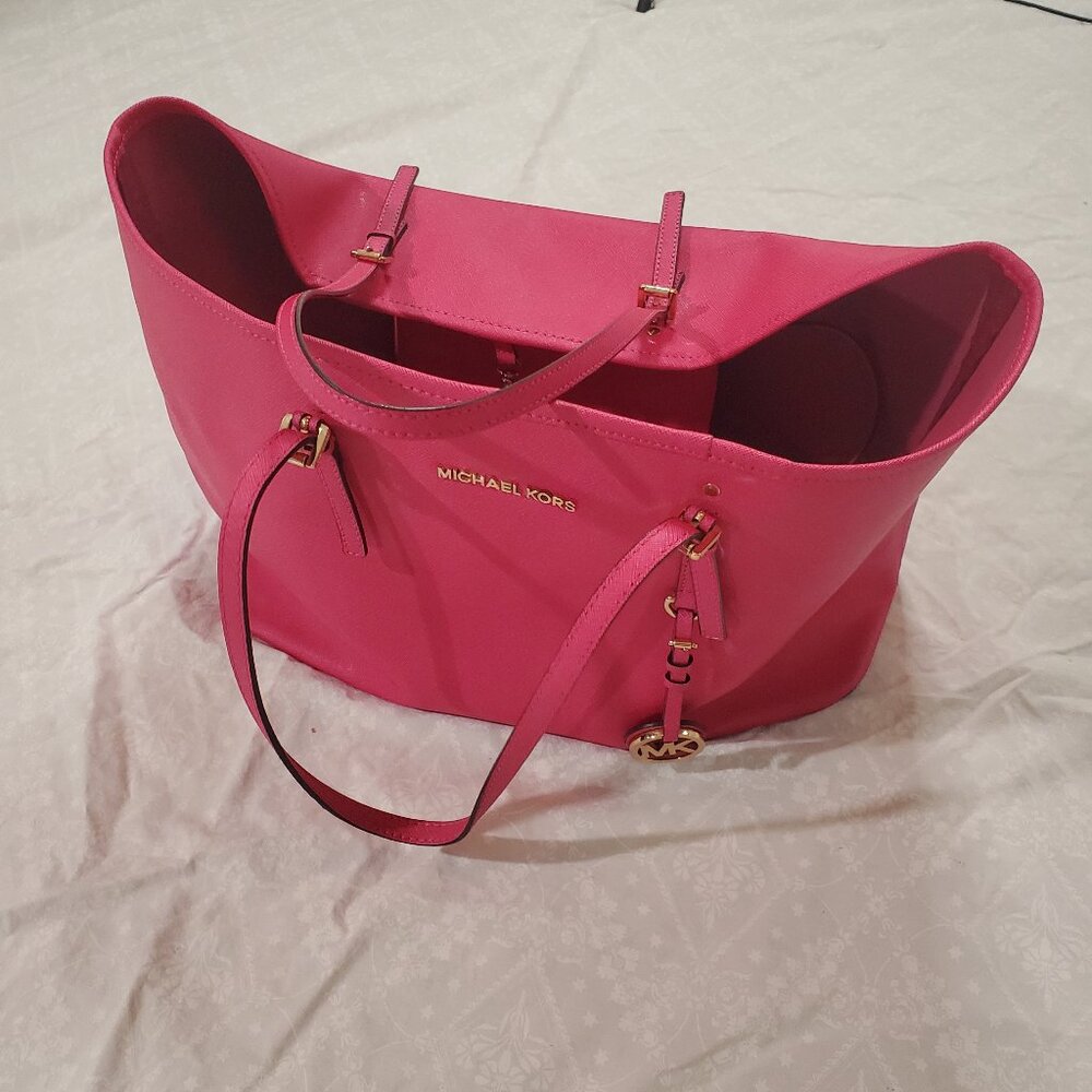 Michael Kors Jet Set Travel Large Pink Saffiano Leather Tote Bag Purse